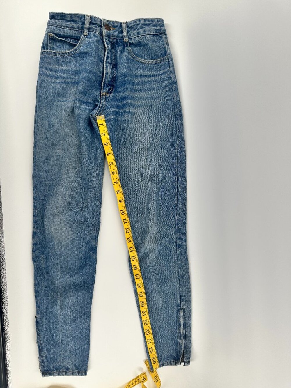 Vintage Guess Jeans 24" waist